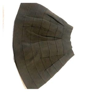Pleated black skirt